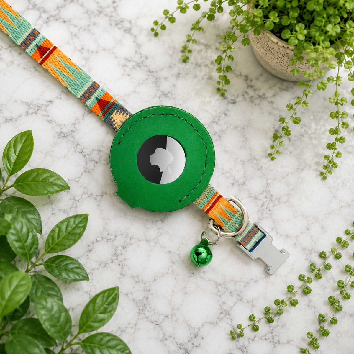 Personalized AirTag cat collar – AirTag slot close-up