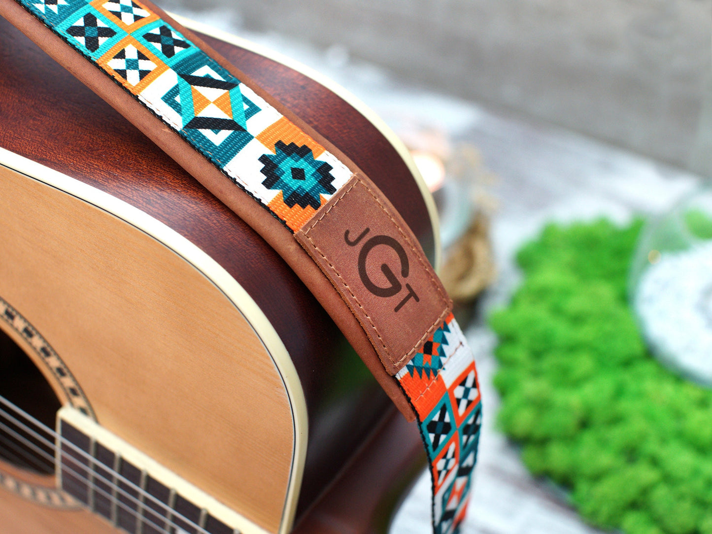 Engraved Leather Guitar Strap, Custom Guitar Strap Acoustic, Crossbody Guitar Strap, Gifts for Guitar Player, Personalized Straps for Guitar